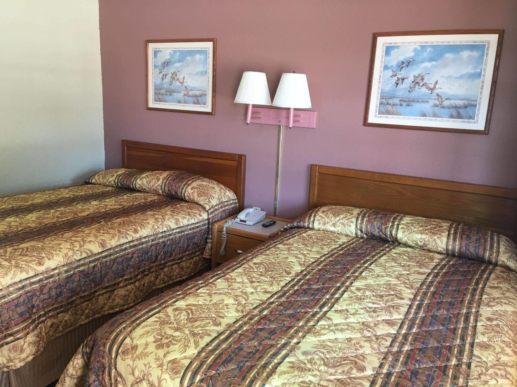 Best Value Inn Motel Sandusky Marianna Ngoại thất bức ảnh
