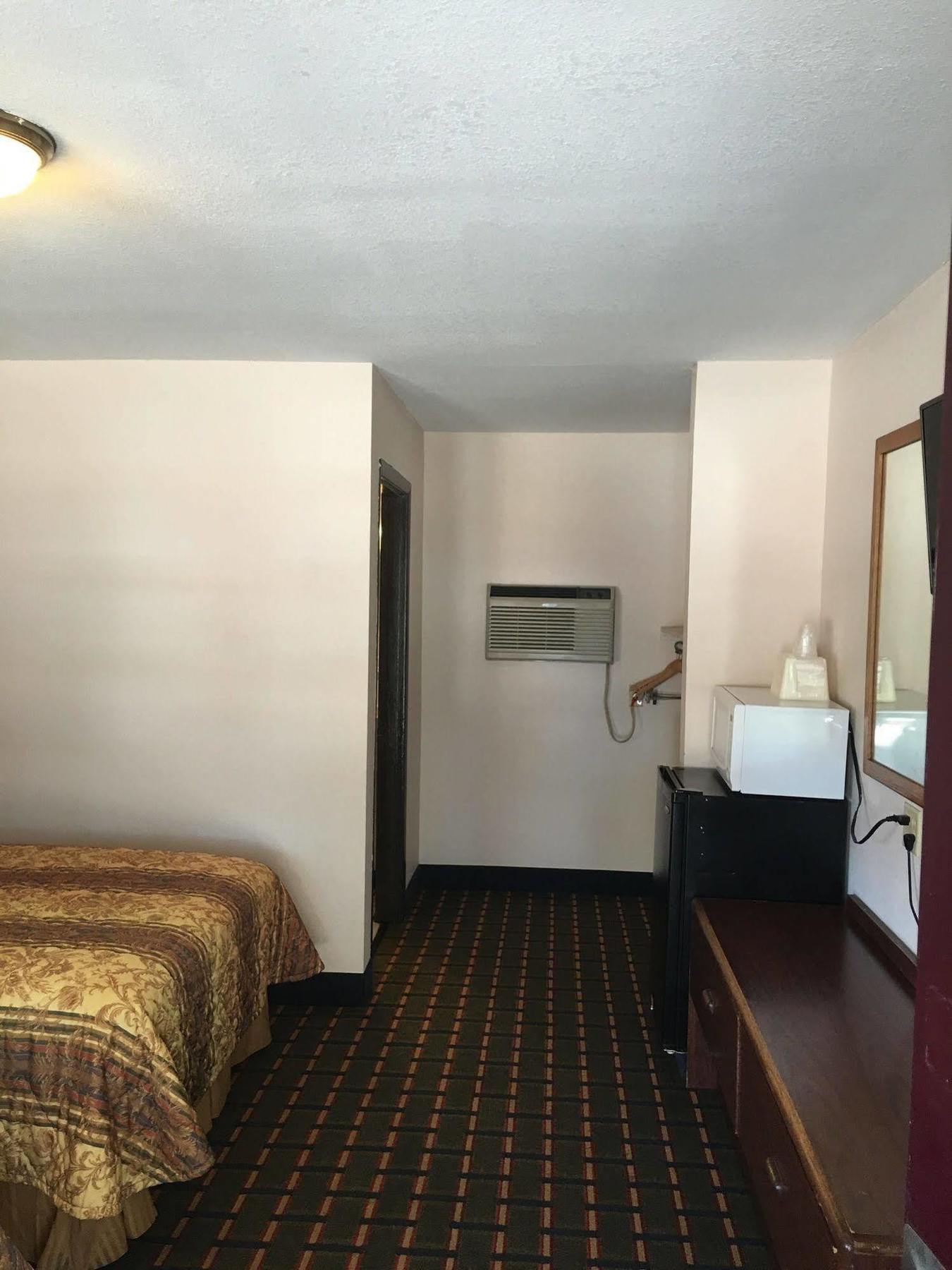 Best Value Inn Motel Sandusky Marianna Ngoại thất bức ảnh